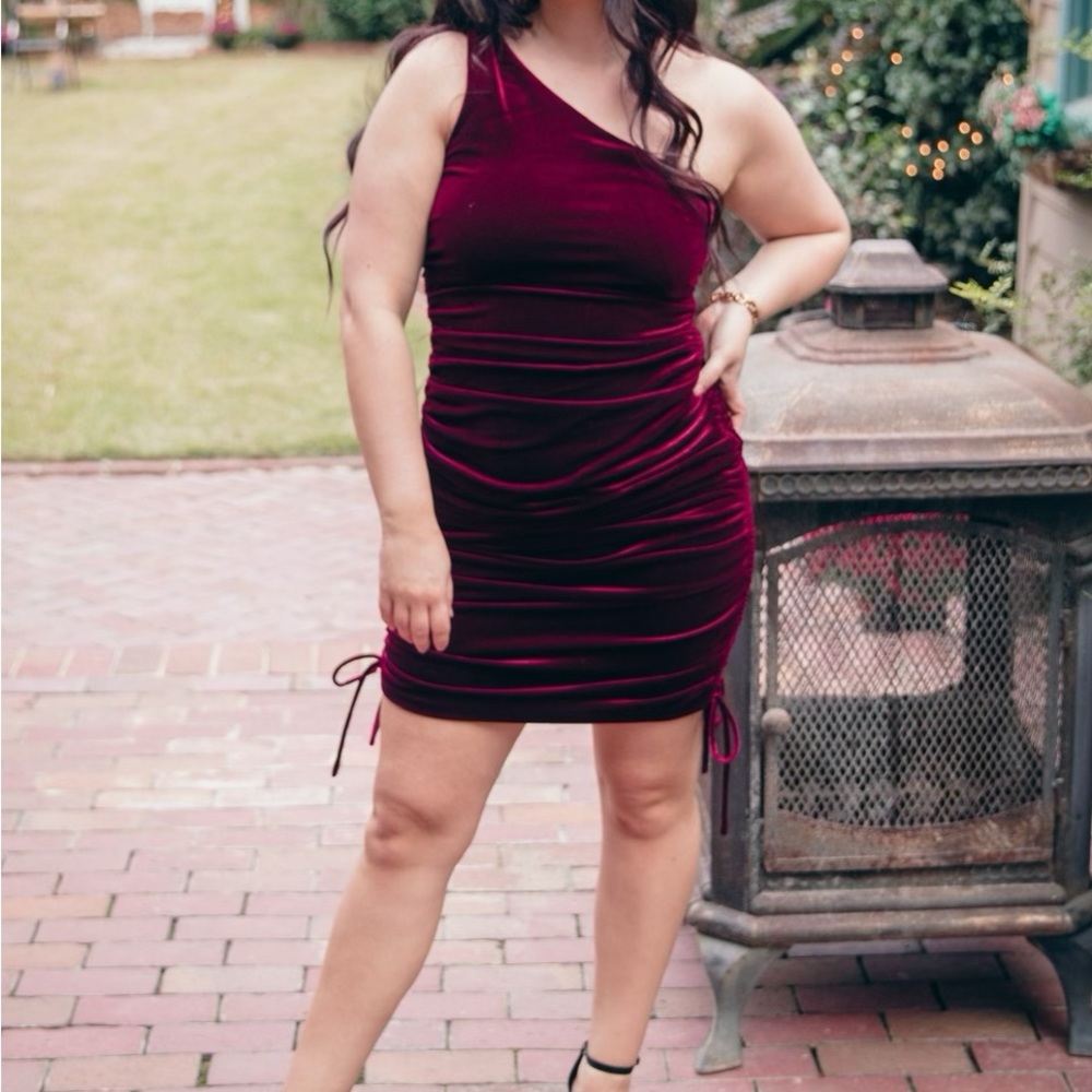 House of Harlow One shoulder Cocktail Dress